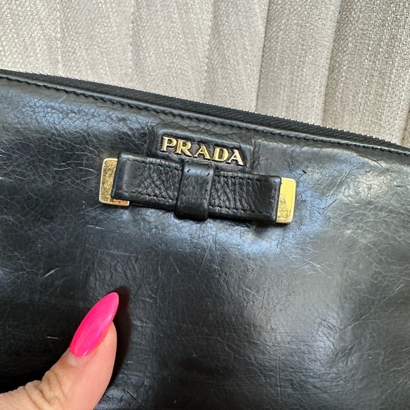 PRADA Mini Bow Black Leather Wallet on Chain - Picture 3 of 11